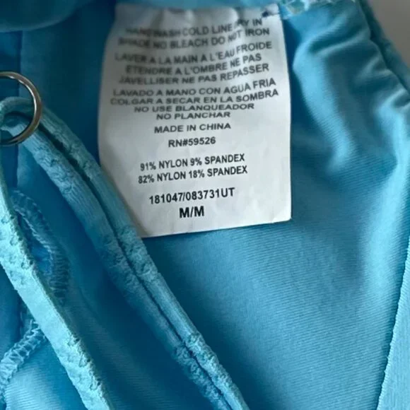 BECCA Women's Standard Prima Twist One Piece Swimsuit, Plunge Neck, Cuto… - Picture 7 of 10